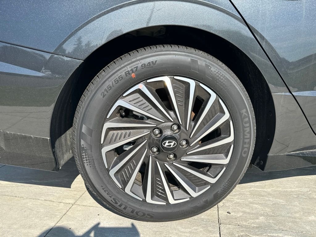 New 2026 Gray Hyundai SEL image 5