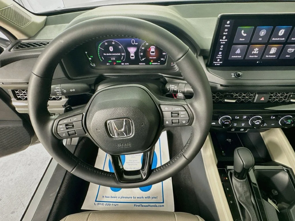 New 2026 Urban Gray Pearl Honda EX-L image 11