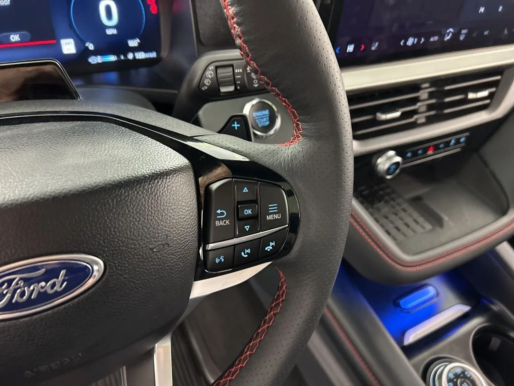 2025 Ford Explorer ST - Photo 19