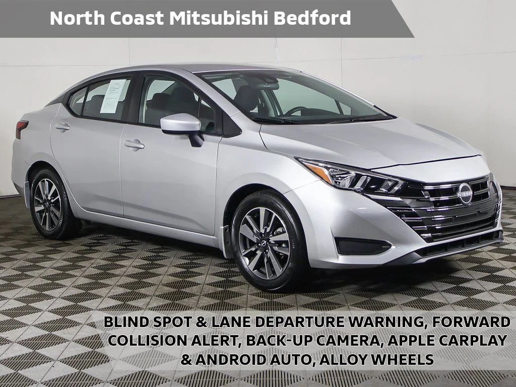 2024 Nissan Versa 1.6 SV CVT's photo