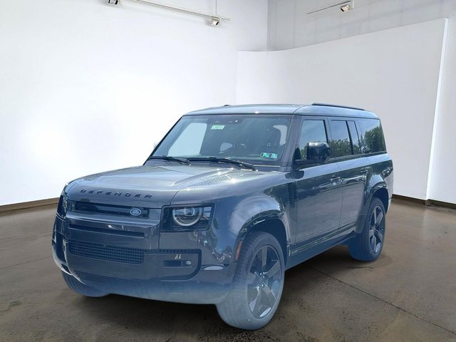 2026 Land Rover Defender 130 V8