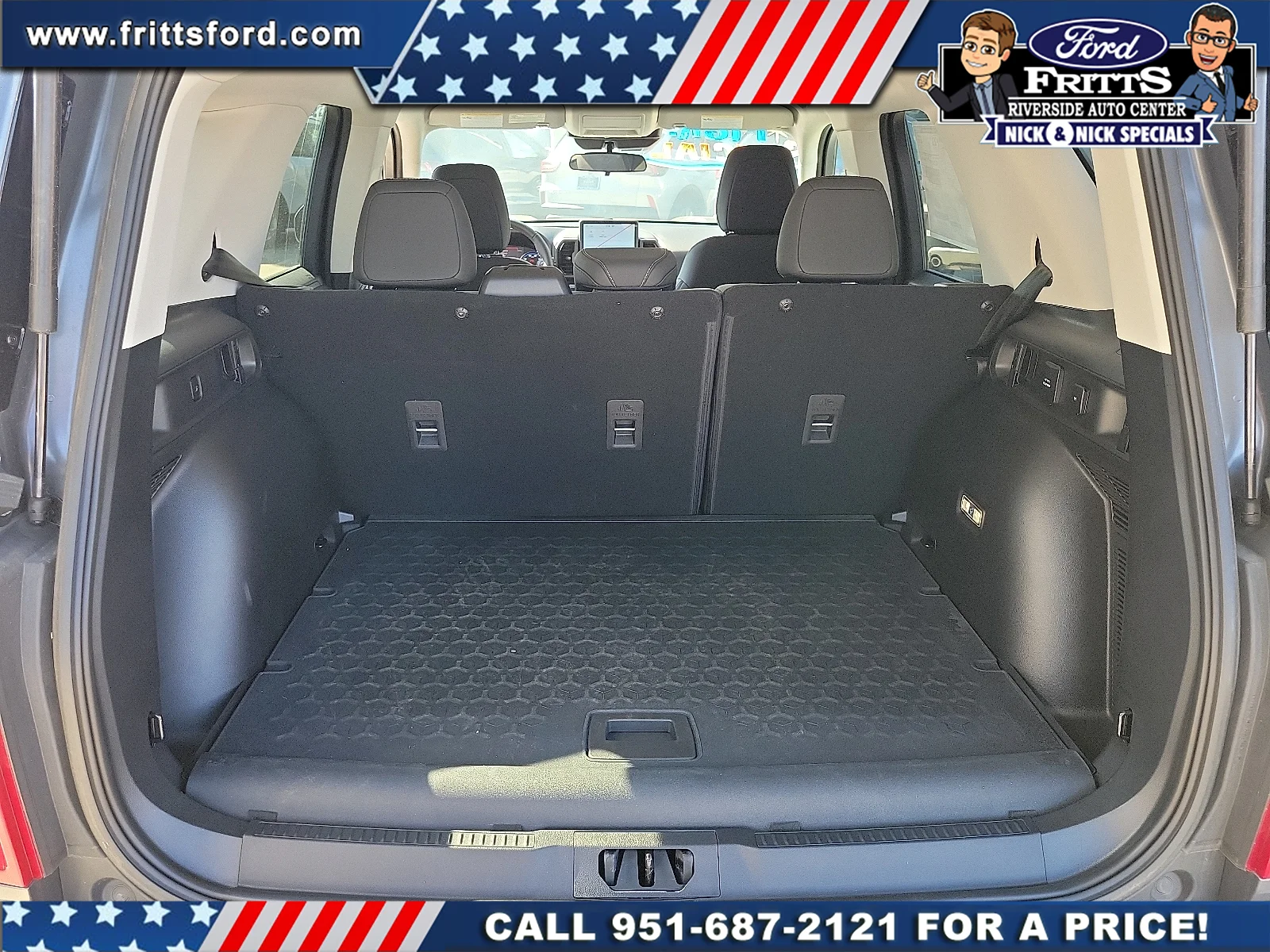 New 2024 Carbonized Grey Metallic Ford Badlands® image 23