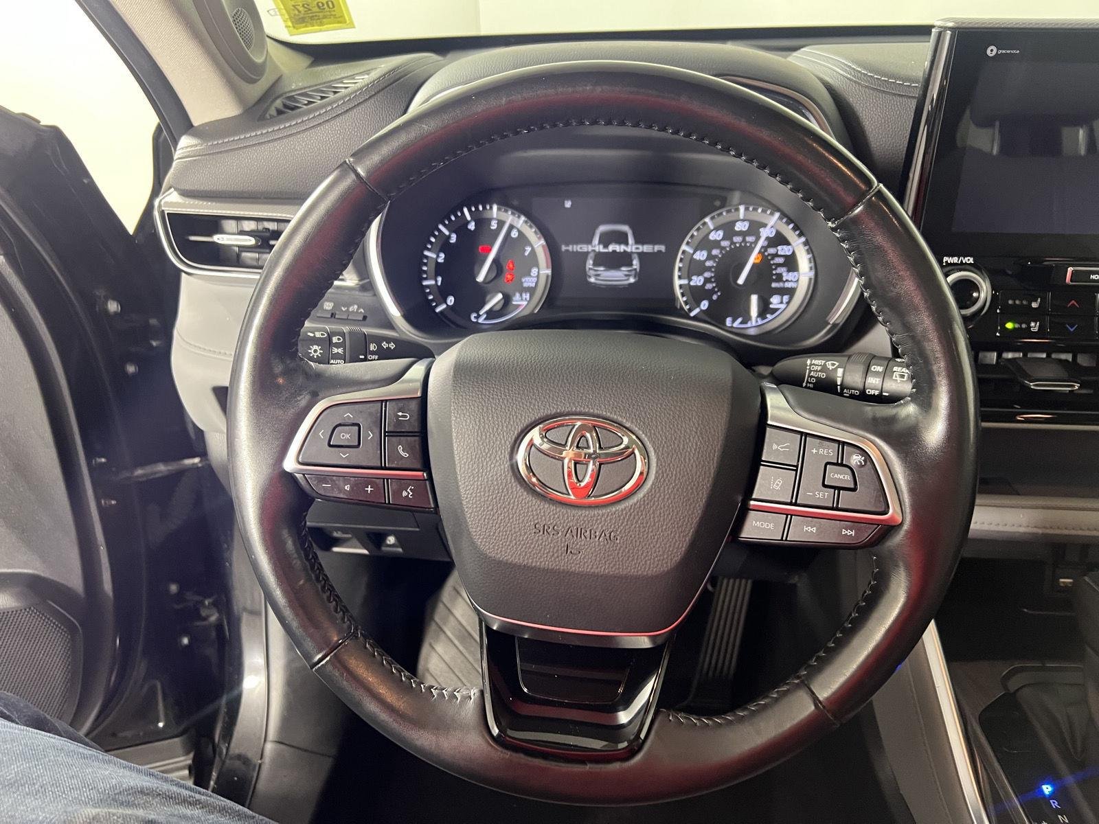 Used 2021 Midnight Black Metallic Toyota Platinum image 17