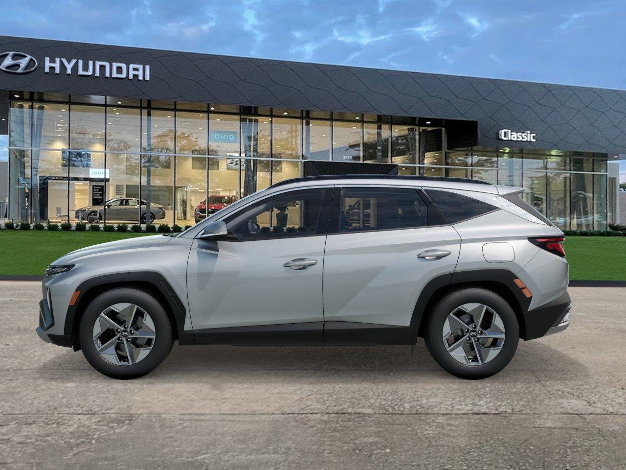 New 2026 Shimmering Silver Hyundai SEL image 3