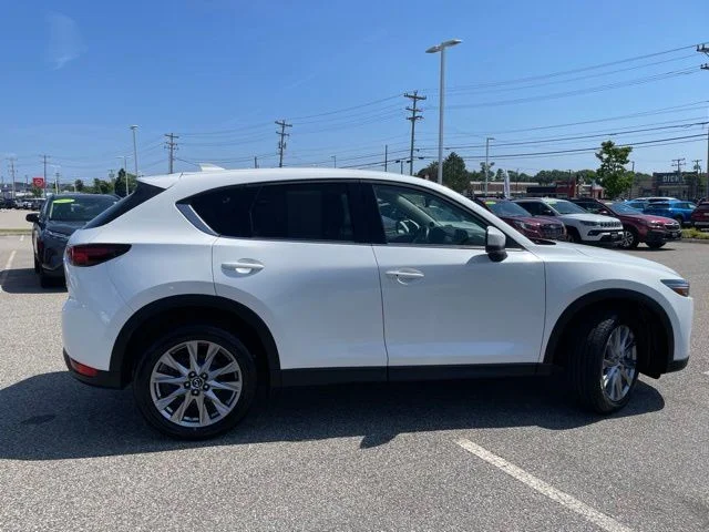 Used 2019 Snowflake White Pearl Mazda Grand Touring image 8