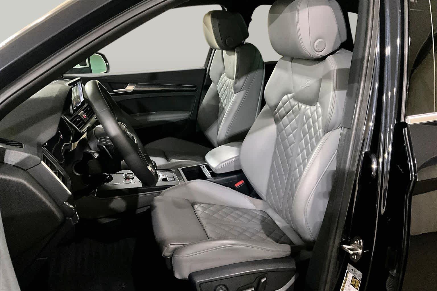 Pre-Owned 2018 Audi SQ5 Prestige