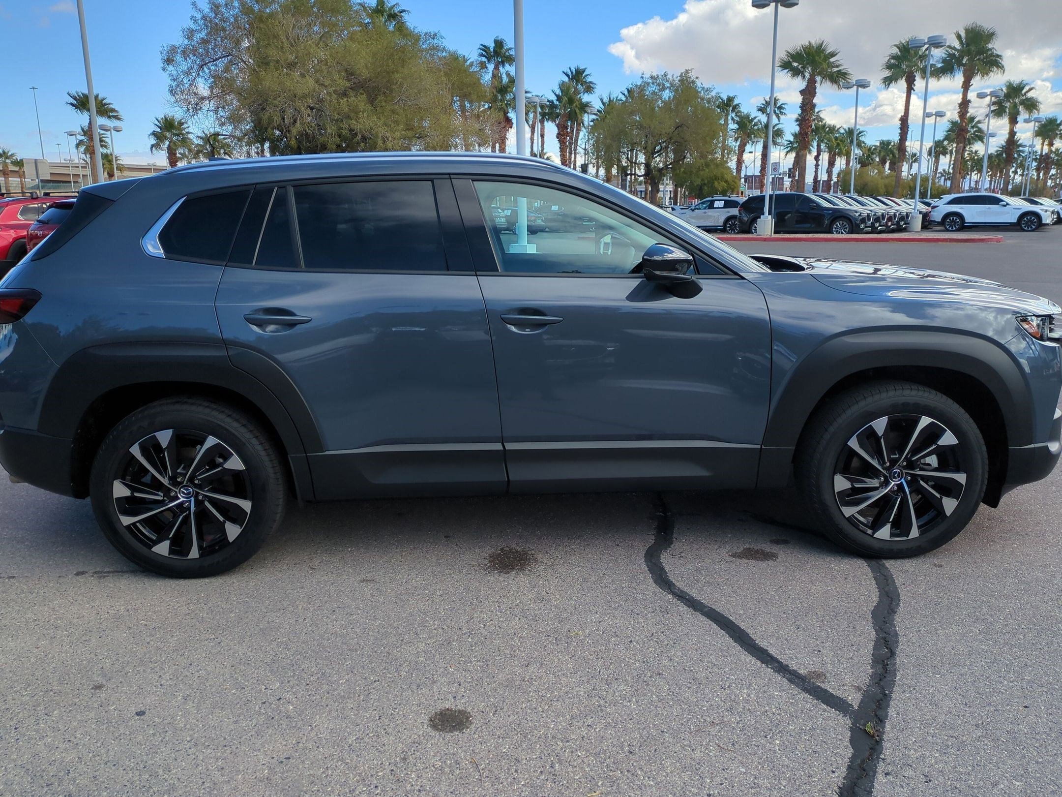 2026 Mazda CX-50 Premium Plus - Photo 8