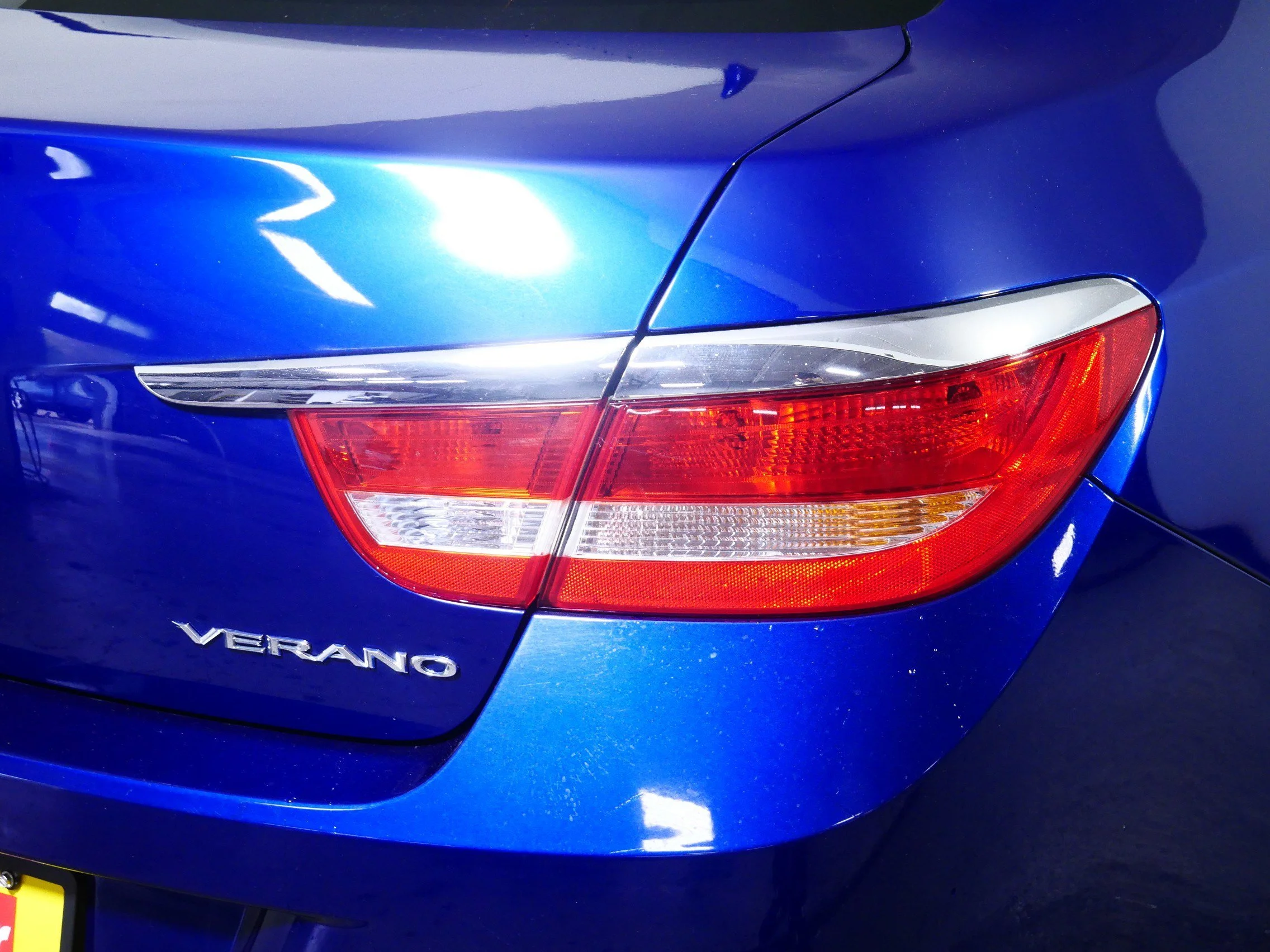 Used 2013 Luxo Blue Metallic Buick  image 17