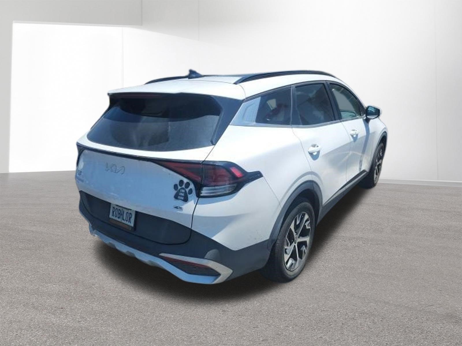 Used 2025 Glacial White Pearl Kia EX image 29