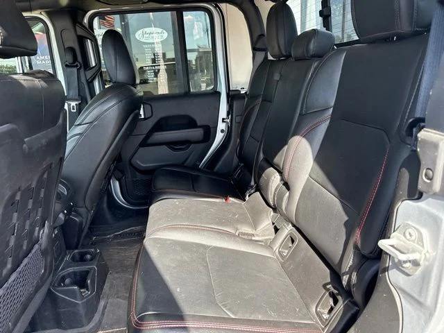 Used 2022 Silver Jeep Rubicon image 10