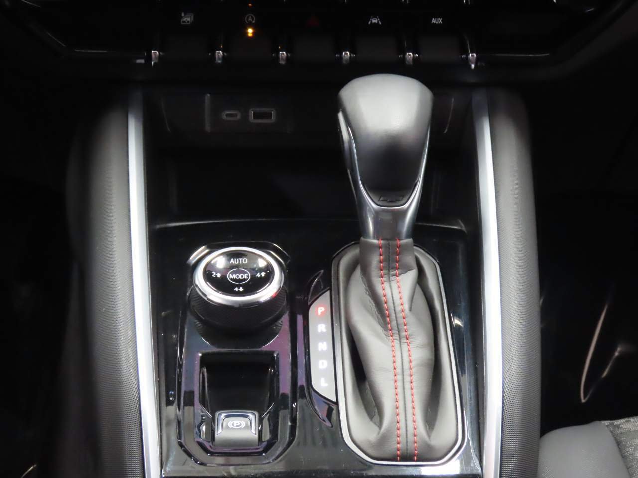 2024 Chevrolet Colorado Z71 - Photo 8