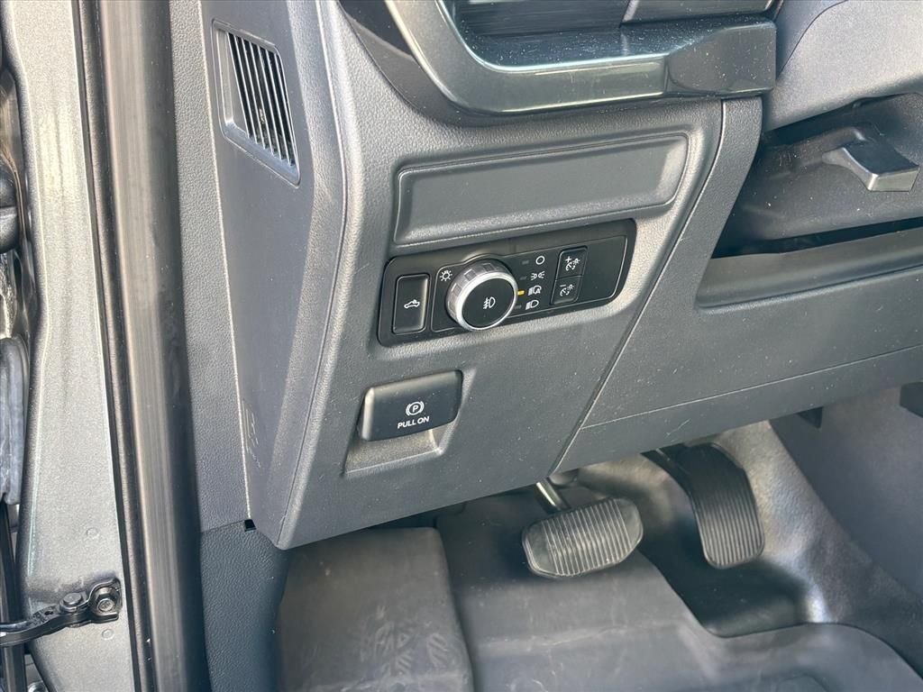 Used 2023 Gray Metallic Ford XL image 7