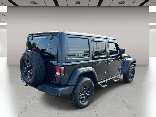 Used 2023 Black Jeep Sport image 3