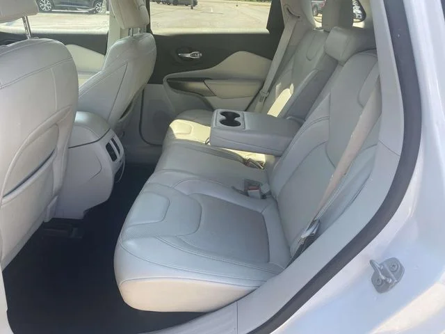 Used 2020 White Jeep Limited image 9