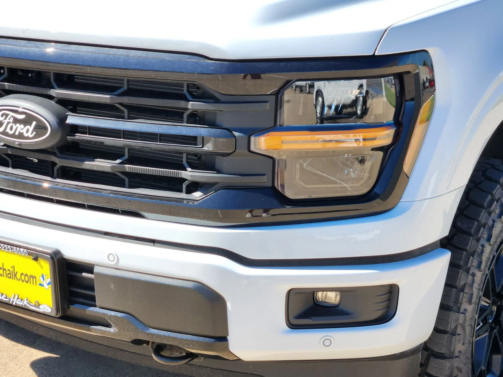 New 2026 Oxford White Ford XLT image 5