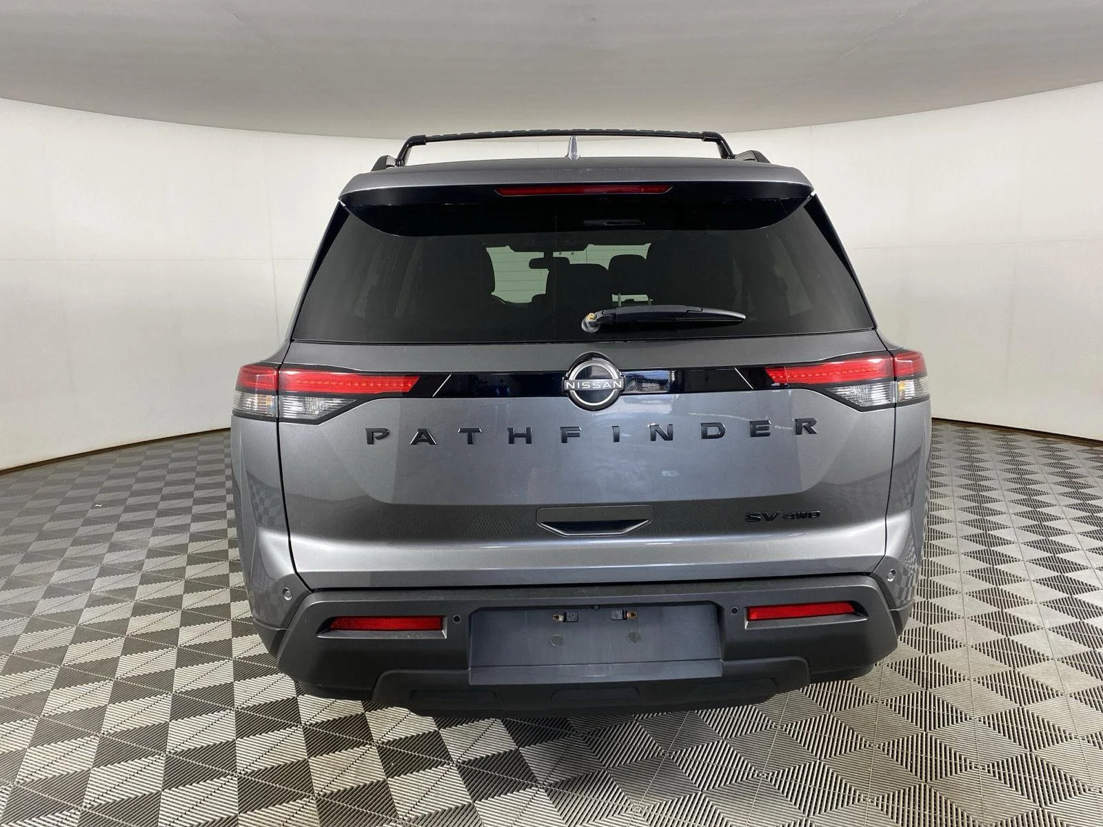 Used 2022 Gun Metallic Nissan SV image 7