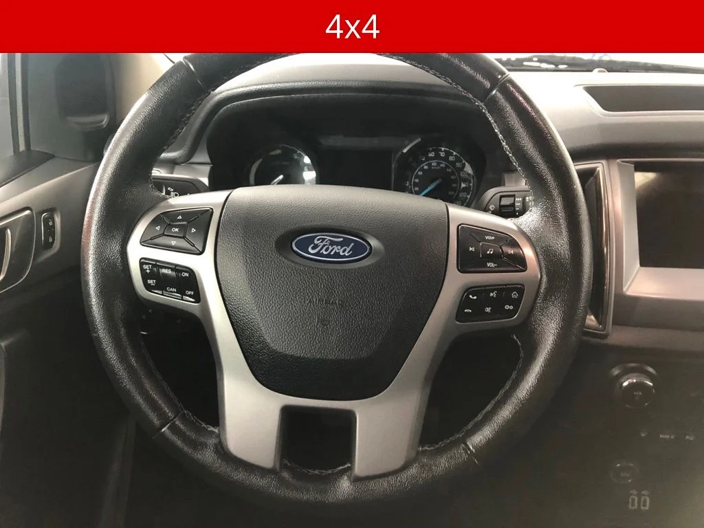 Used 2020 Black Ford XLT image 7