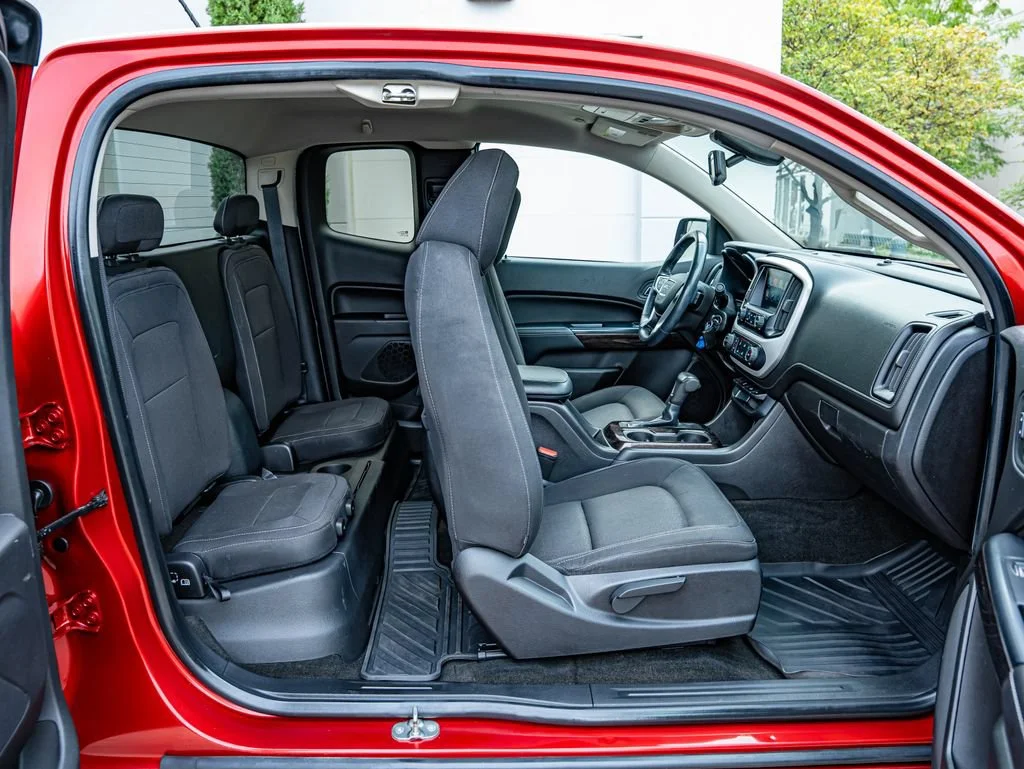 Used 2015 Copper Red Metallic GMC SLE1 image 39