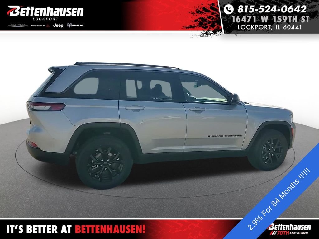 New 2026 Silver Jeep Altitude image 5