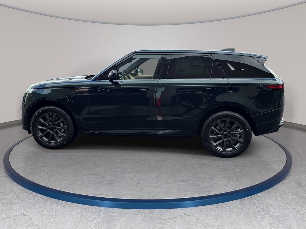New 2026 British Racing Green Land Rover Dynamic SE image 8