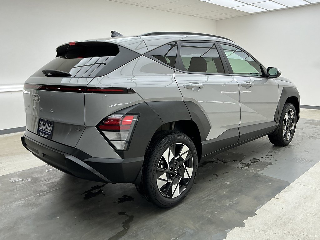 Used 2024 Cyber Gray Metallic Hyundai SEL image 4