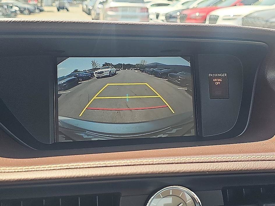 Used 2017 Atomic Silver Lexus ES 350 image 26