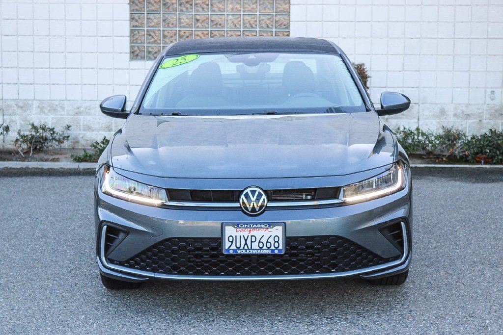 3VW7X7BU0SM052180