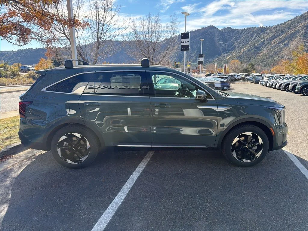 2026 Kia Sorento EX PHEV - Photo 7