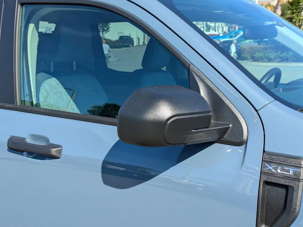 New 2026 Azure Gray Metallic Tri-Coat Ford XLT image 12