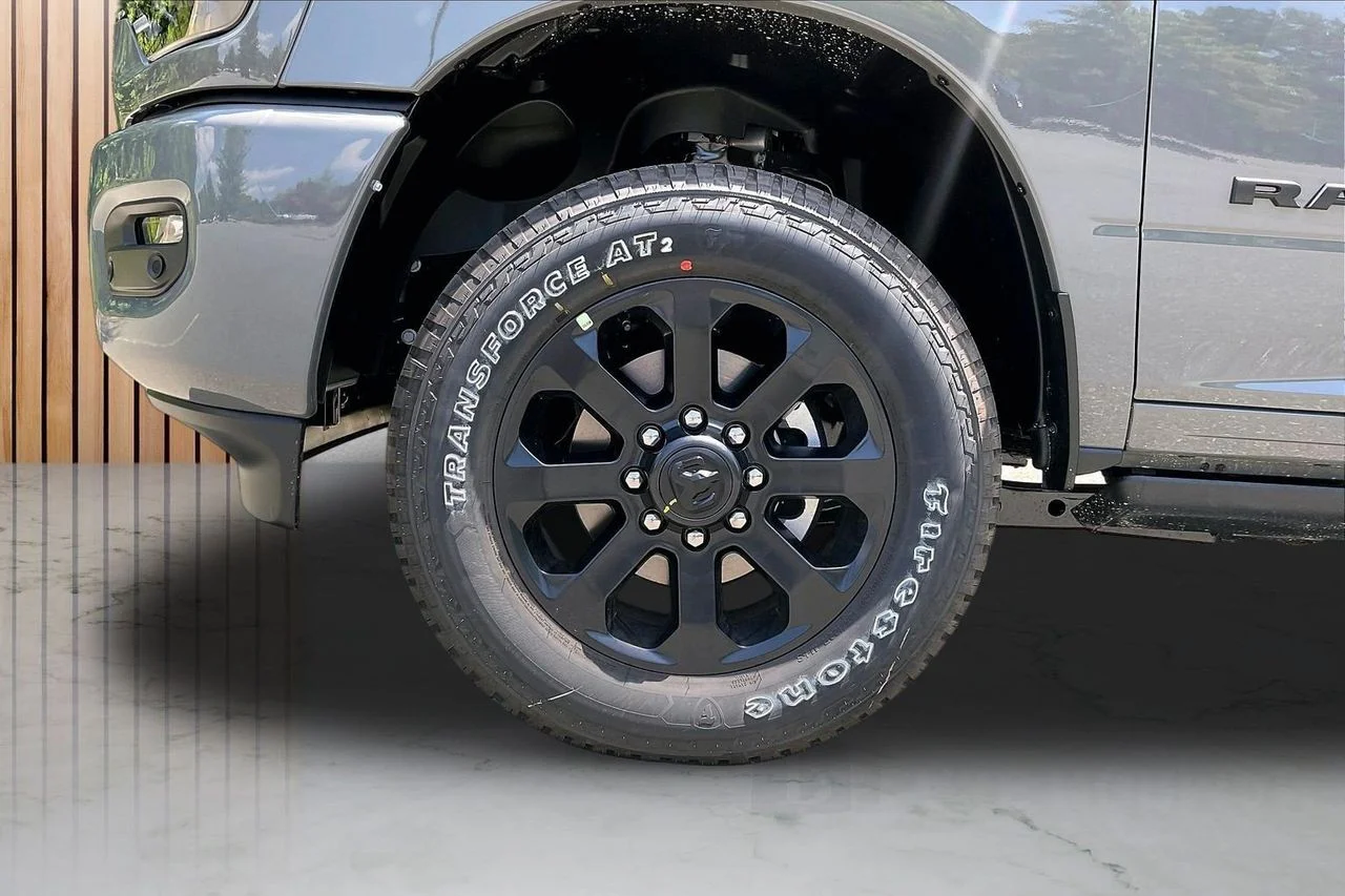 New 2026 Ceramic Gray Clear-Coat Exterior Paint RAM Laramie image 32