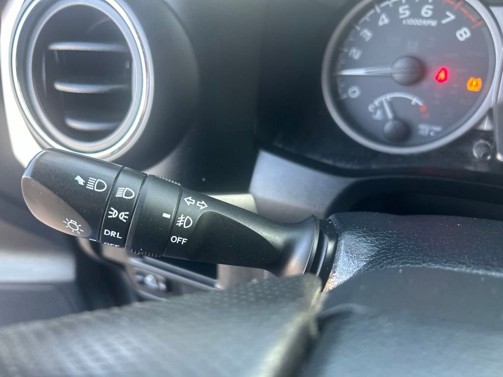 Used 2018 Silver Sky Metallic Toyota SR5 image 20
