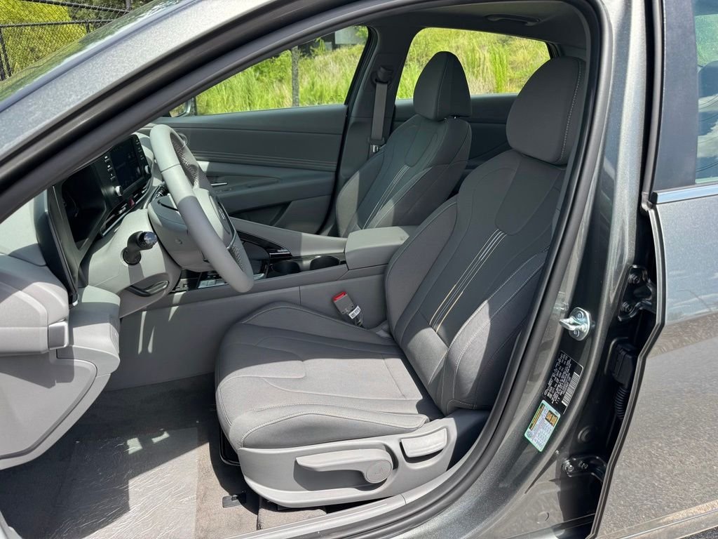 2026 Hyundai Elantra SEL - Photo 15