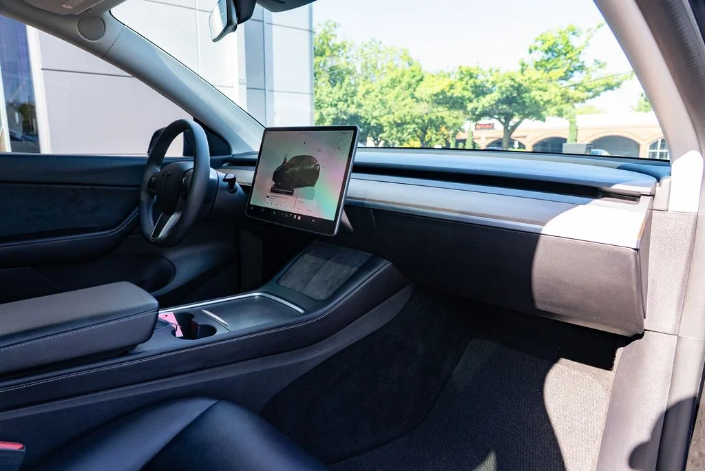 Used 2022 Black Tesla Long Range image 23