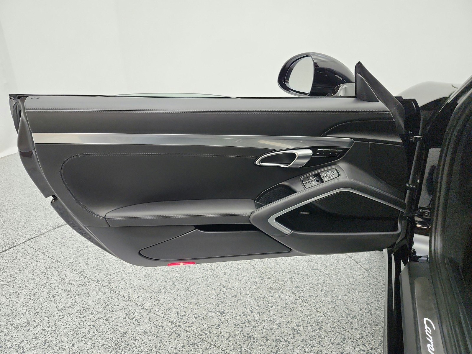 Used 2018 Black Porsche Carrera 4S image 19