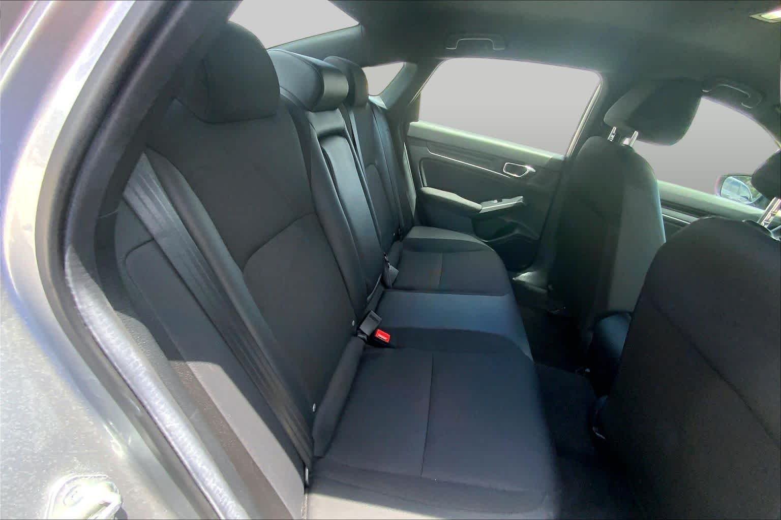Used 2025 Solar Silver Metallic Honda Sport image 19