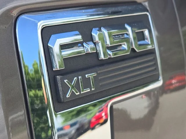 Used 2023 Gray Ford XLT image 9