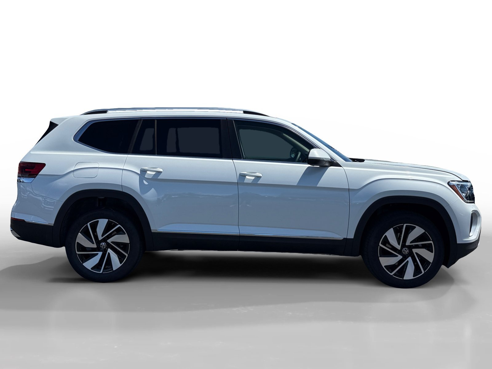 New 2026 Opal White Pearl Volkswagen 2.0T SEL image 6