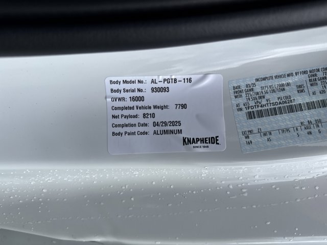 2025 Ford F-450 Super Duty Chassis Cab XL - Photo 12