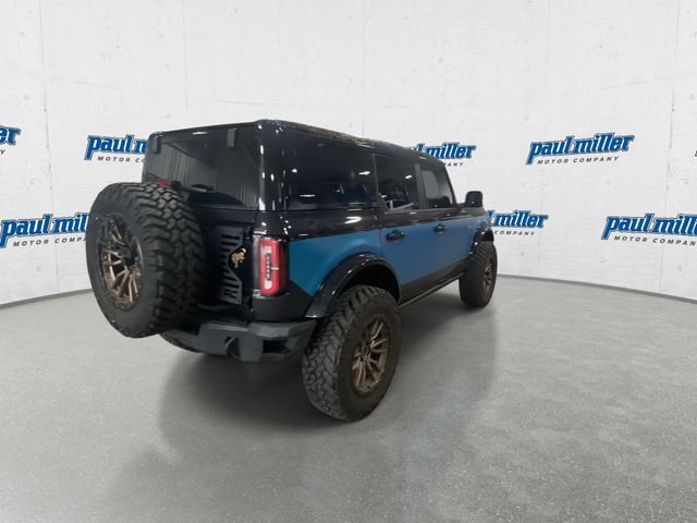Used 2025 Black Ford Outer Banks image 13