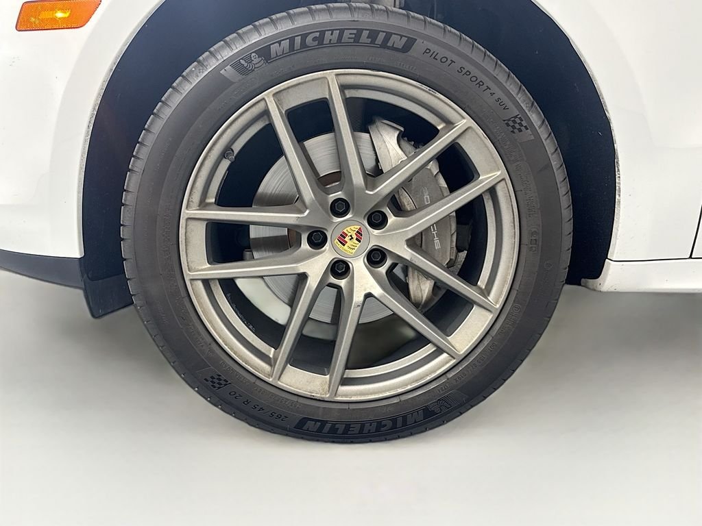 Used 2023 White Porsche T image 35