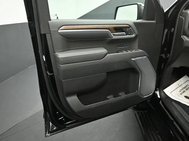 Certified Used 2026 Black Chevrolet High Country image 21