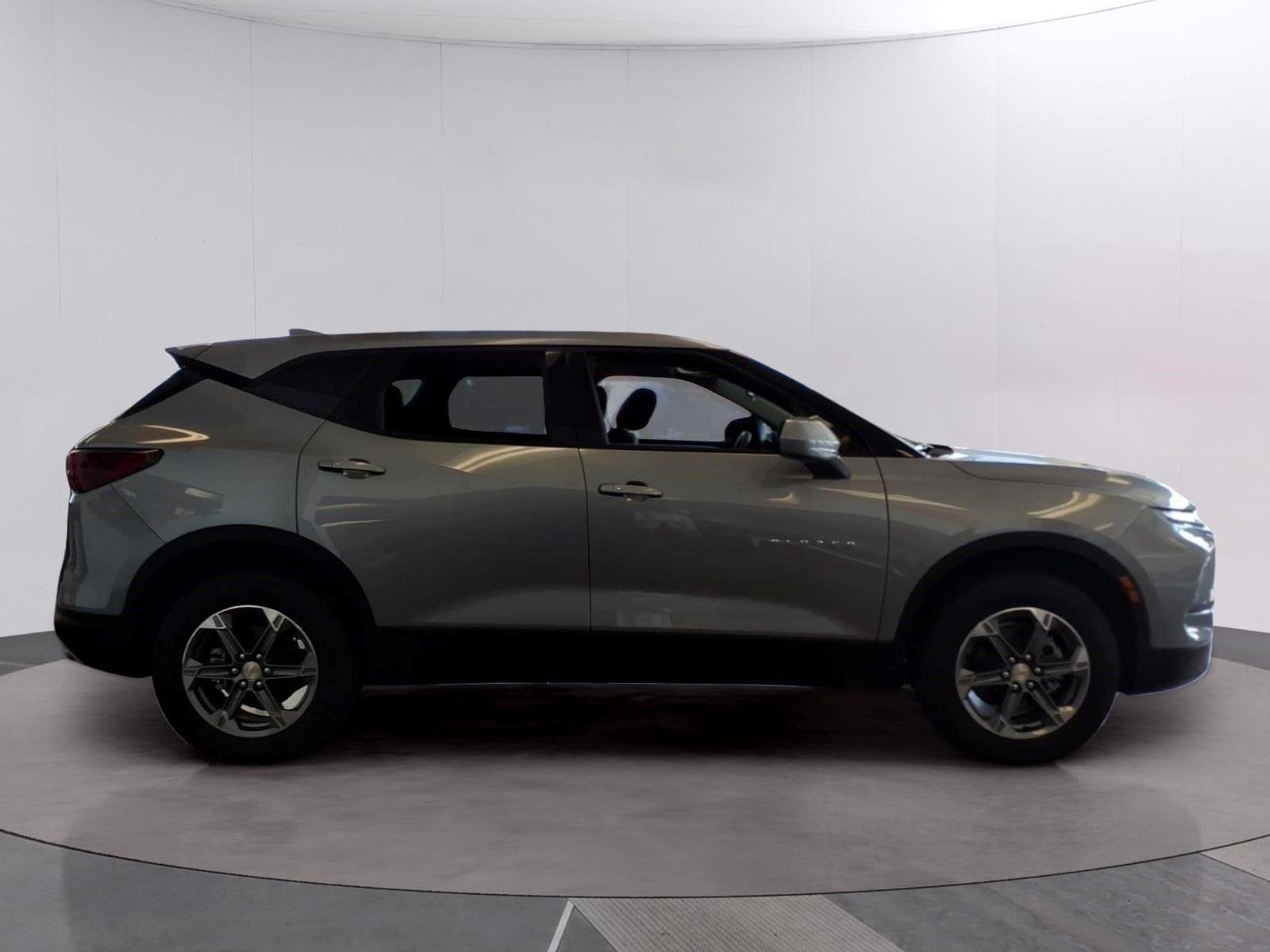 2026 Chevrolet Blazer 2LT - Photo 6