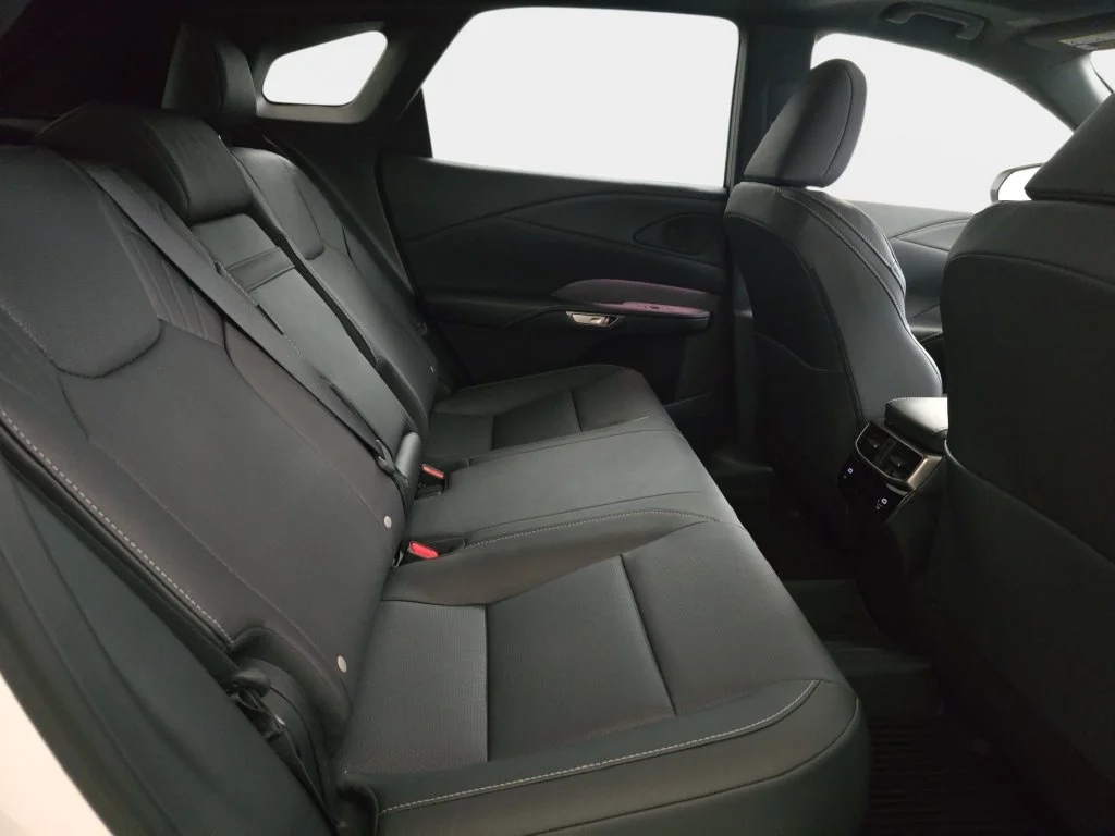 New 2026 Eminent White Pearl Lexus PREMIUM PLUS image 11