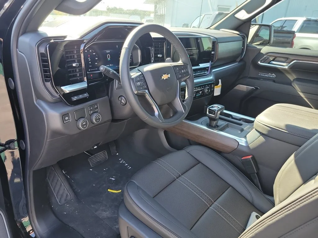 New 2026 Black Chevrolet High Country image 10