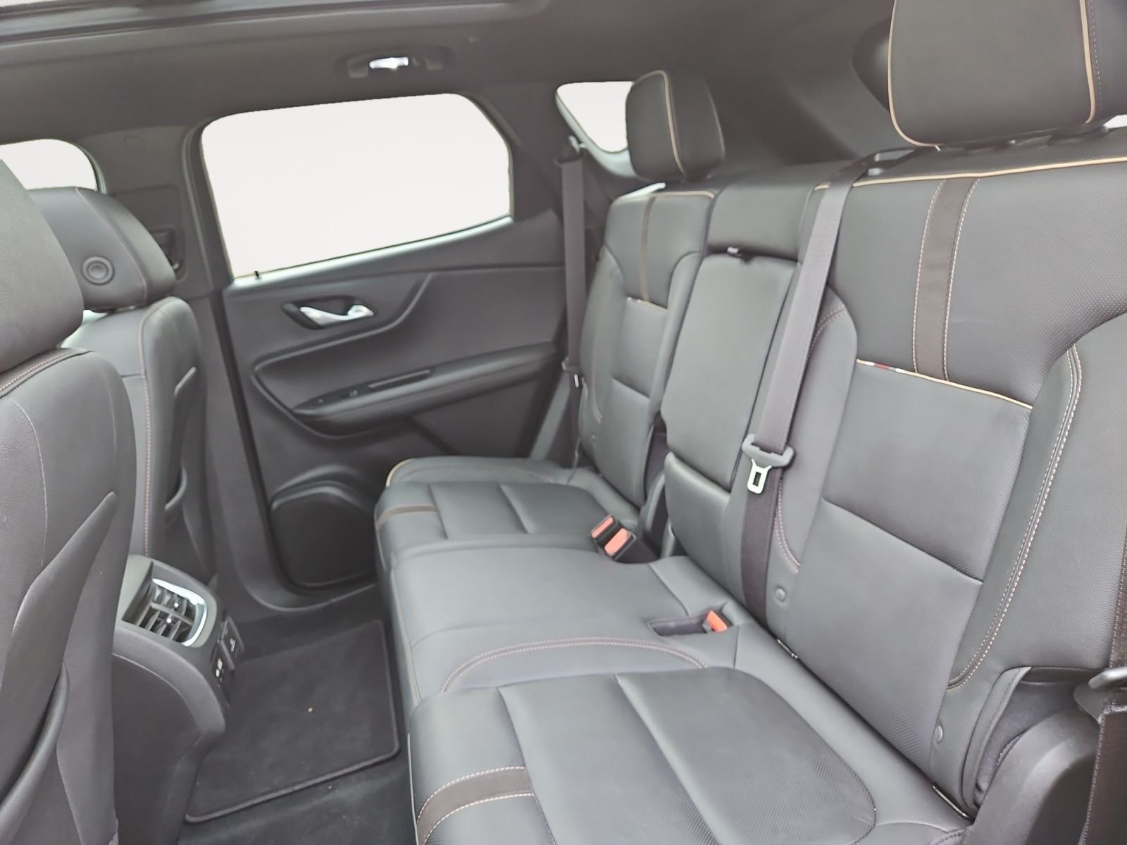 Used 2022 Blue Chevrolet Premier image 13