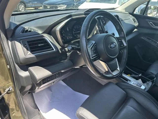 Used 2023 Green Metallic Subaru Limited image 12