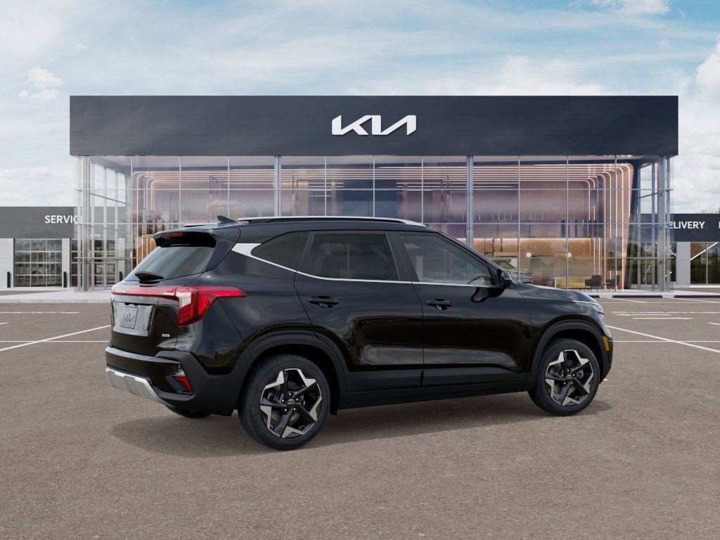 New 2026 Fusion Black Kia EX image 6