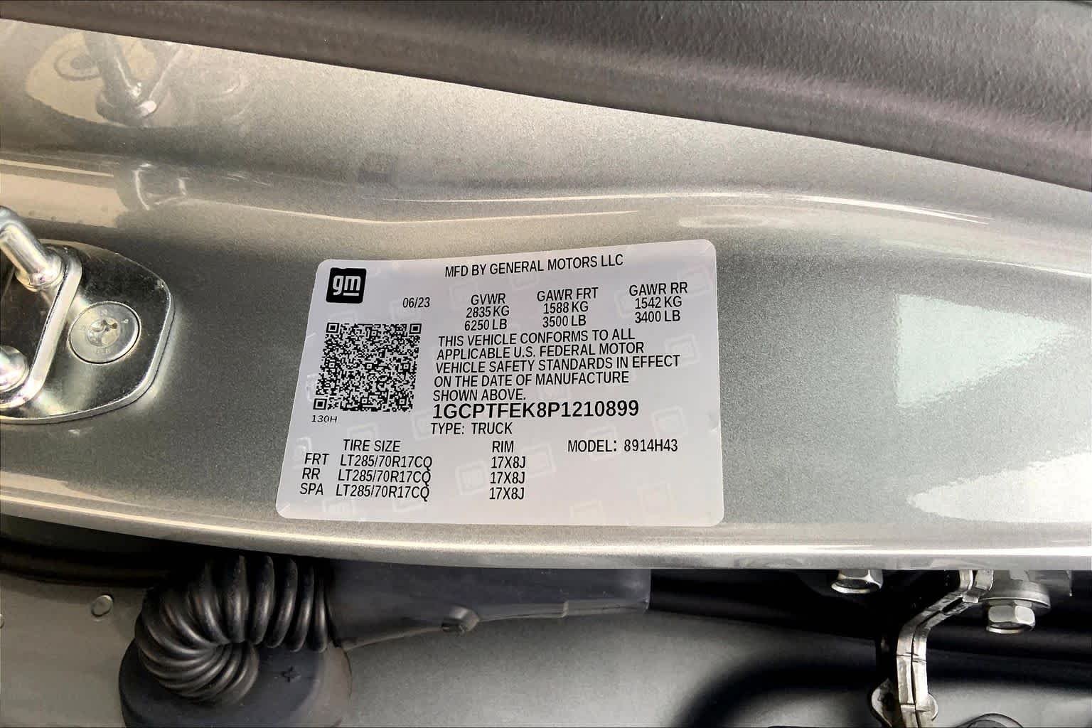 Used 2023 Sterling Gray Metallic Chevrolet 4WD ZR2 image 36