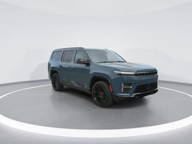New 2026 Steel Blue Exterior Paint Jeep Limited Reserve image 2