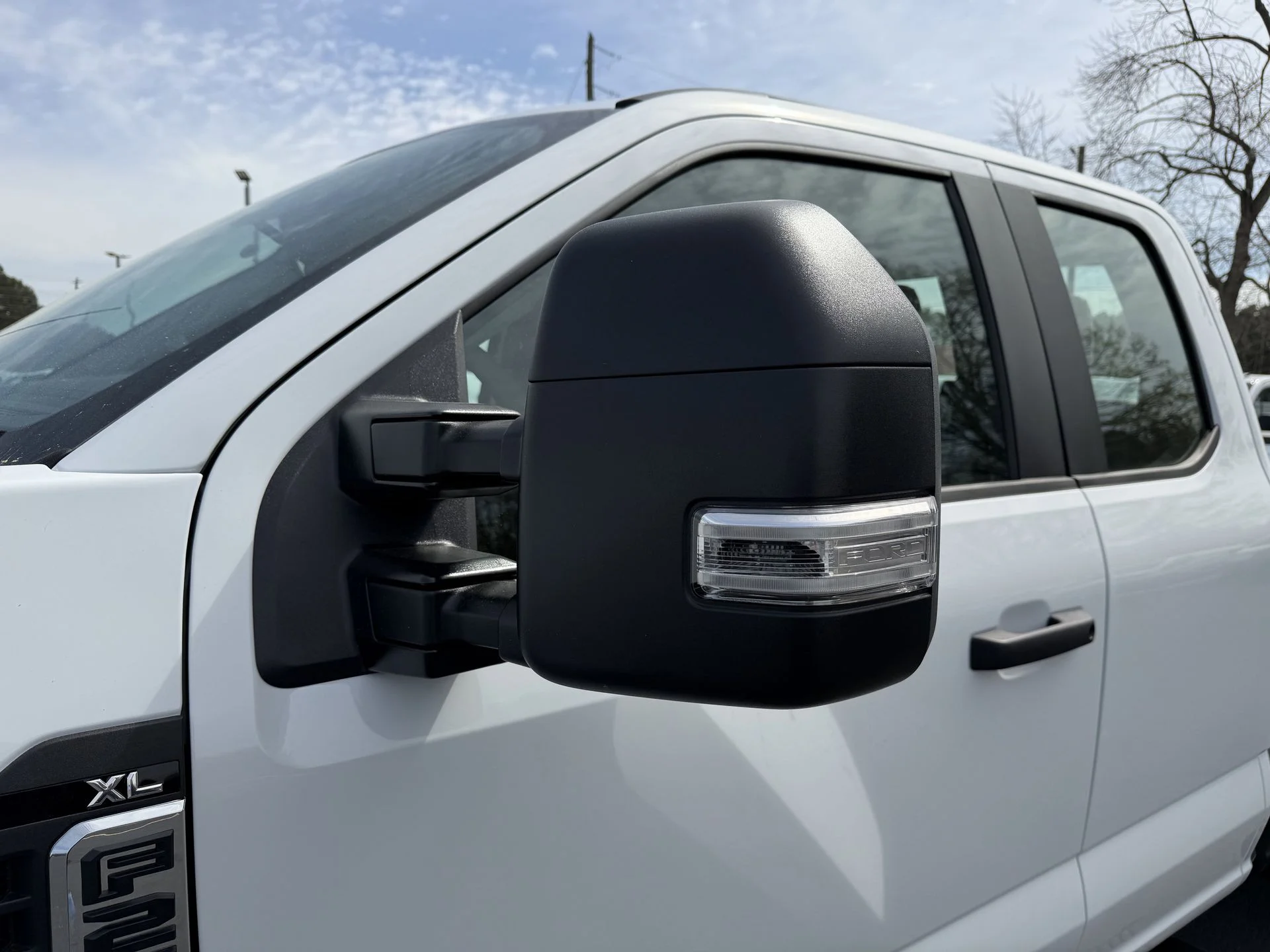 New 2026 Oxford White Ford F-250® XL image 30